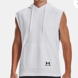 NWOT Men's L Under Armour hooded tank.Front pouch,heavy terry cotton blend. Mint